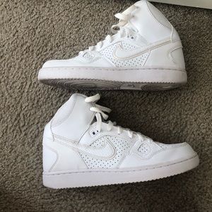 White Nike Air Force 1’s High Top